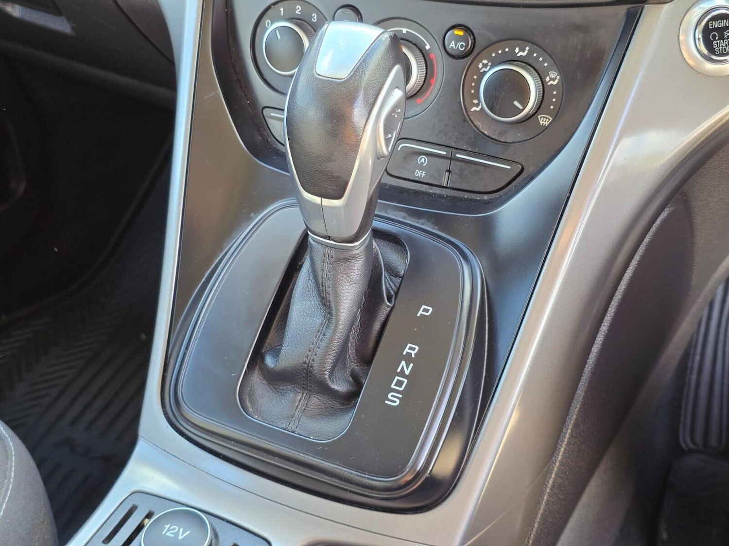 Used Ford Kuga 2015 for sale - 75987399: Photo 21