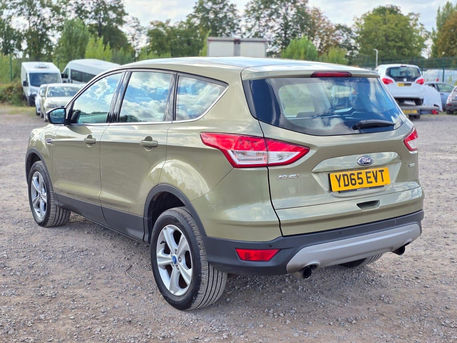 Used Ford Kuga 2015 for sale - 75987399: Photo 4