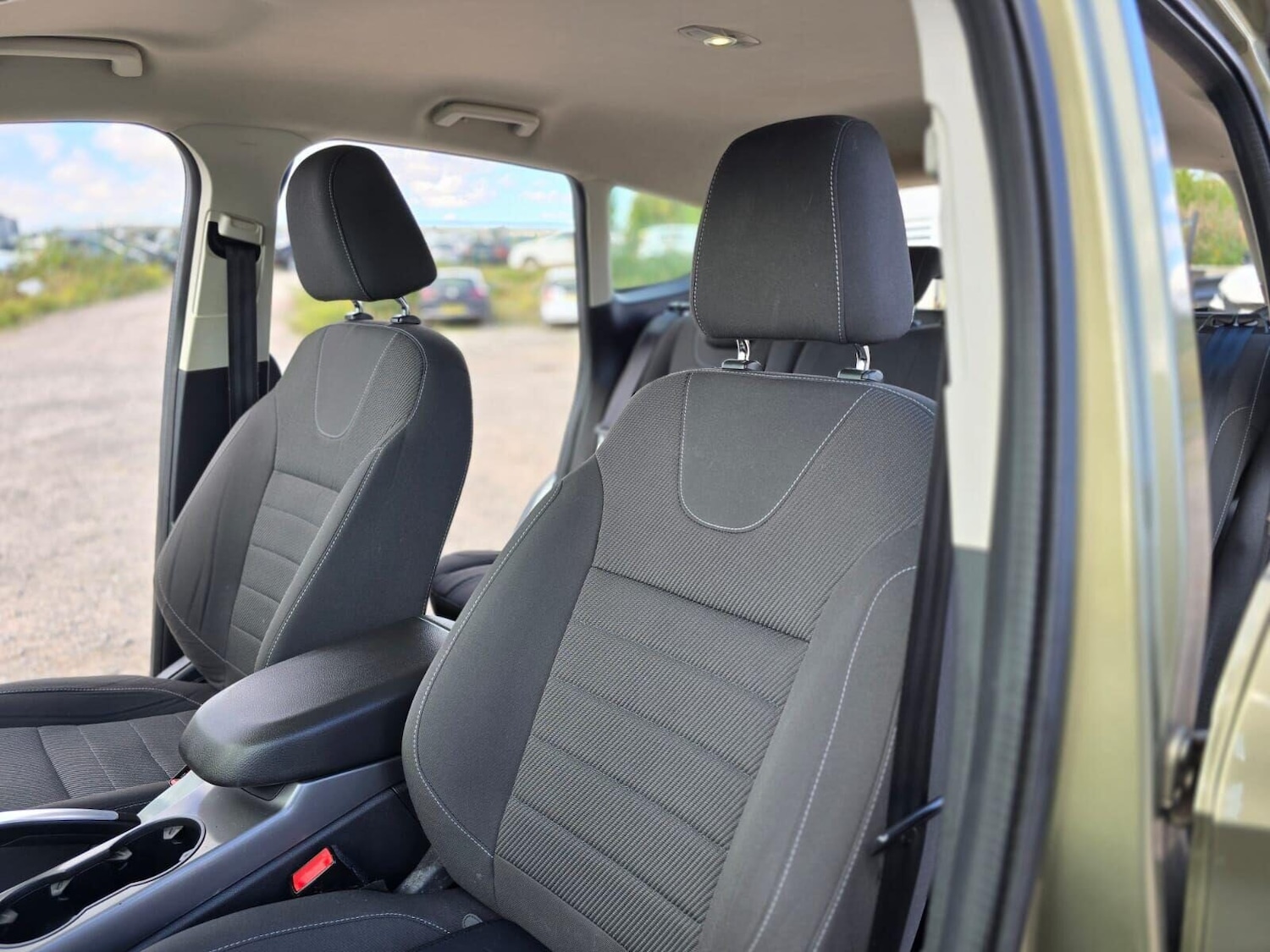 Used Ford Kuga 2015 for sale - 75987399: Photo 42