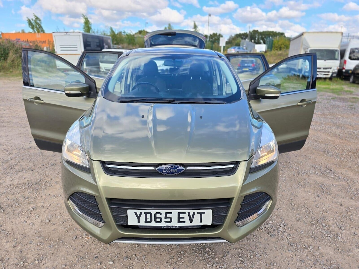 Used Ford Kuga 2015 for sale - 75987399: Photo 9