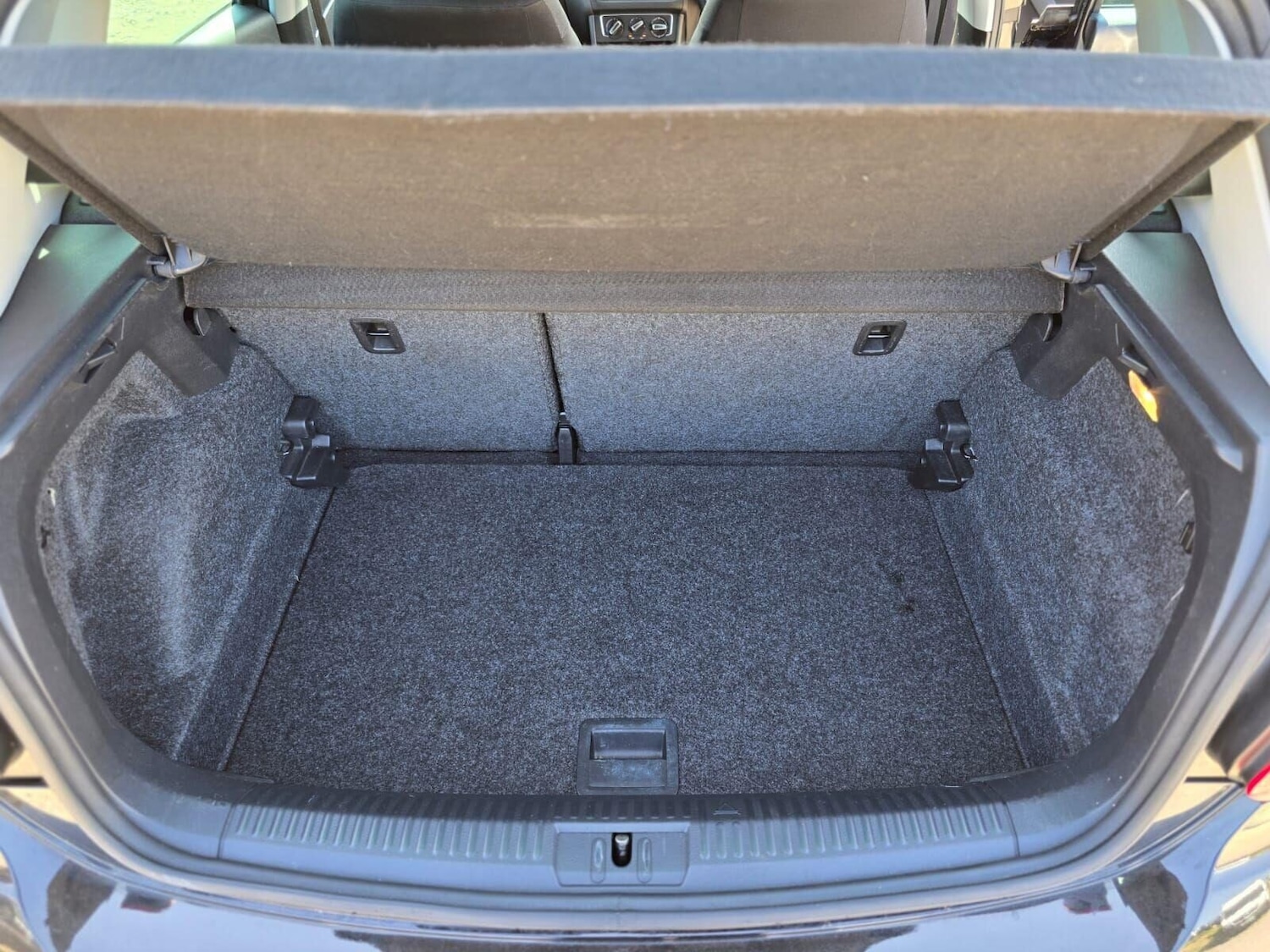 Vehicle 33