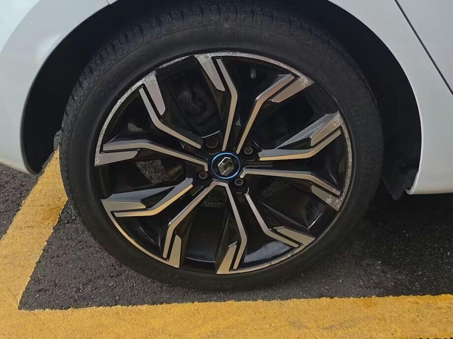 Used Renault Clio 2021 for sale - 77931018: Photo 9