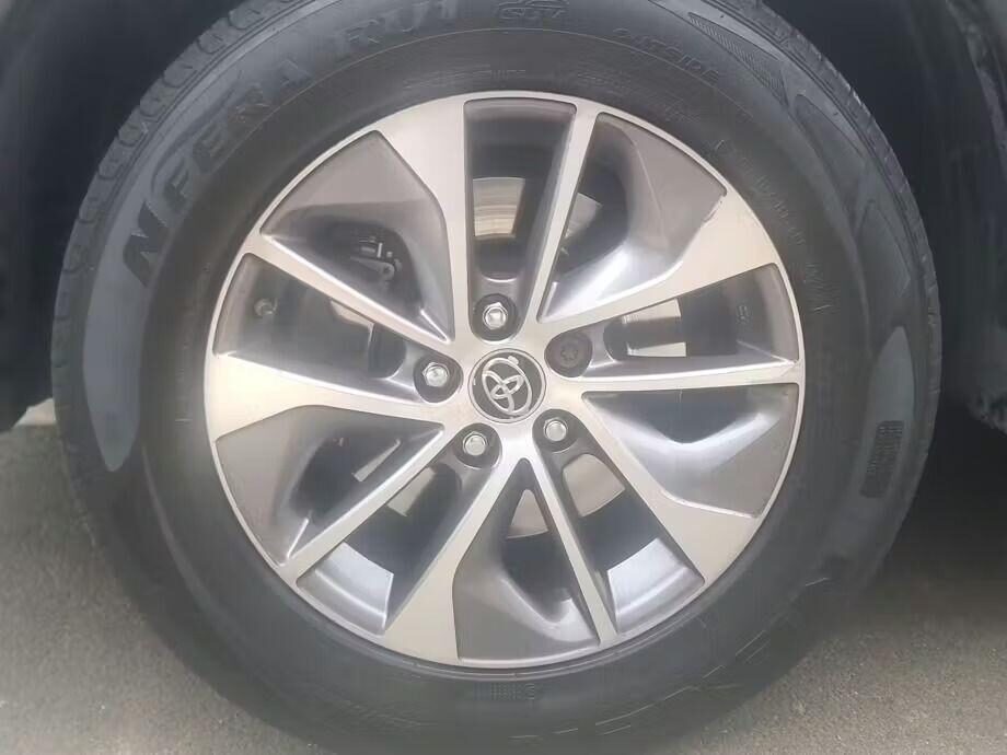 Used Toyota RAV4 2017 for sale - 77997112: Photo 10