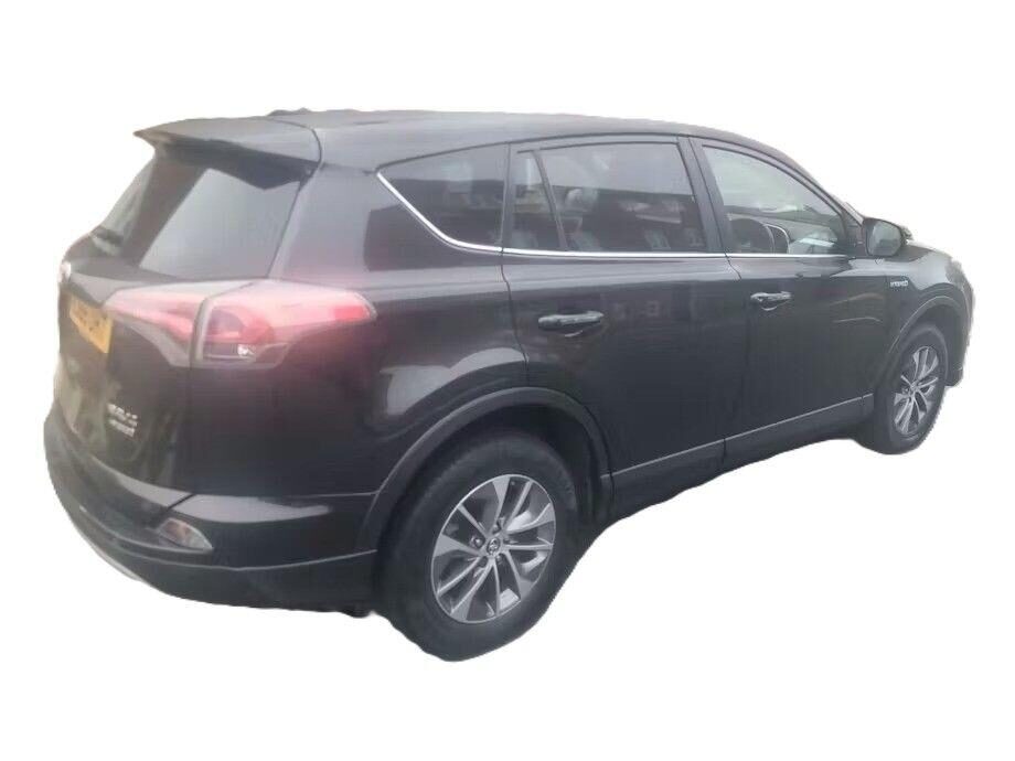 Used Toyota RAV4 2017 for sale - 77997112: Photo 4