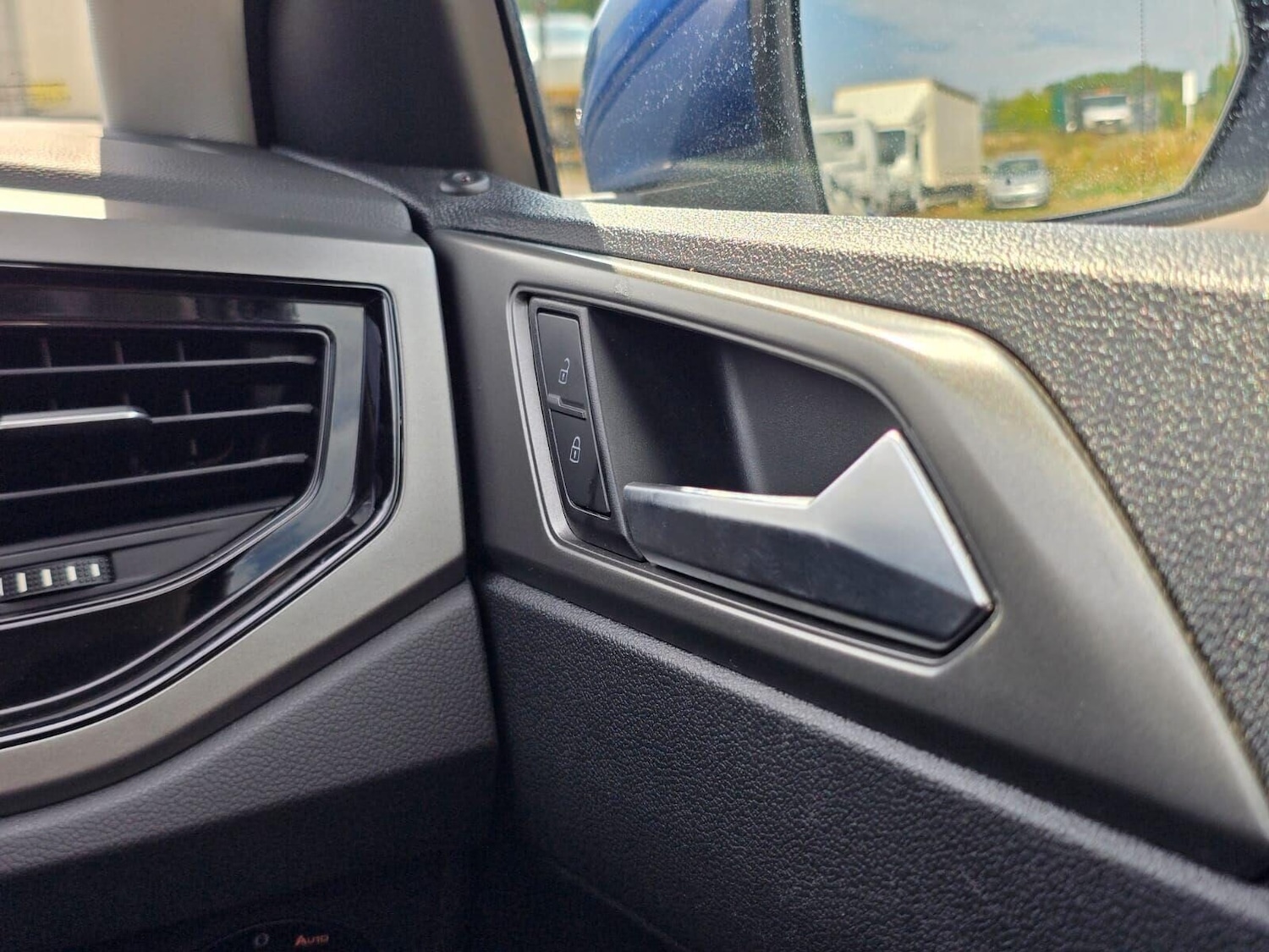 Used Volkswagen Polo 2018 for sale - 75667245: Photo 27