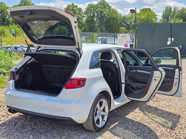 Used Audi A3 2015 for sale - 75117938: Photo 19