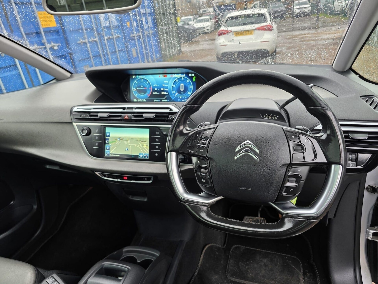 Used Citroen C4 Grand Picasso 2015 for sale - 77431193: Photo 16