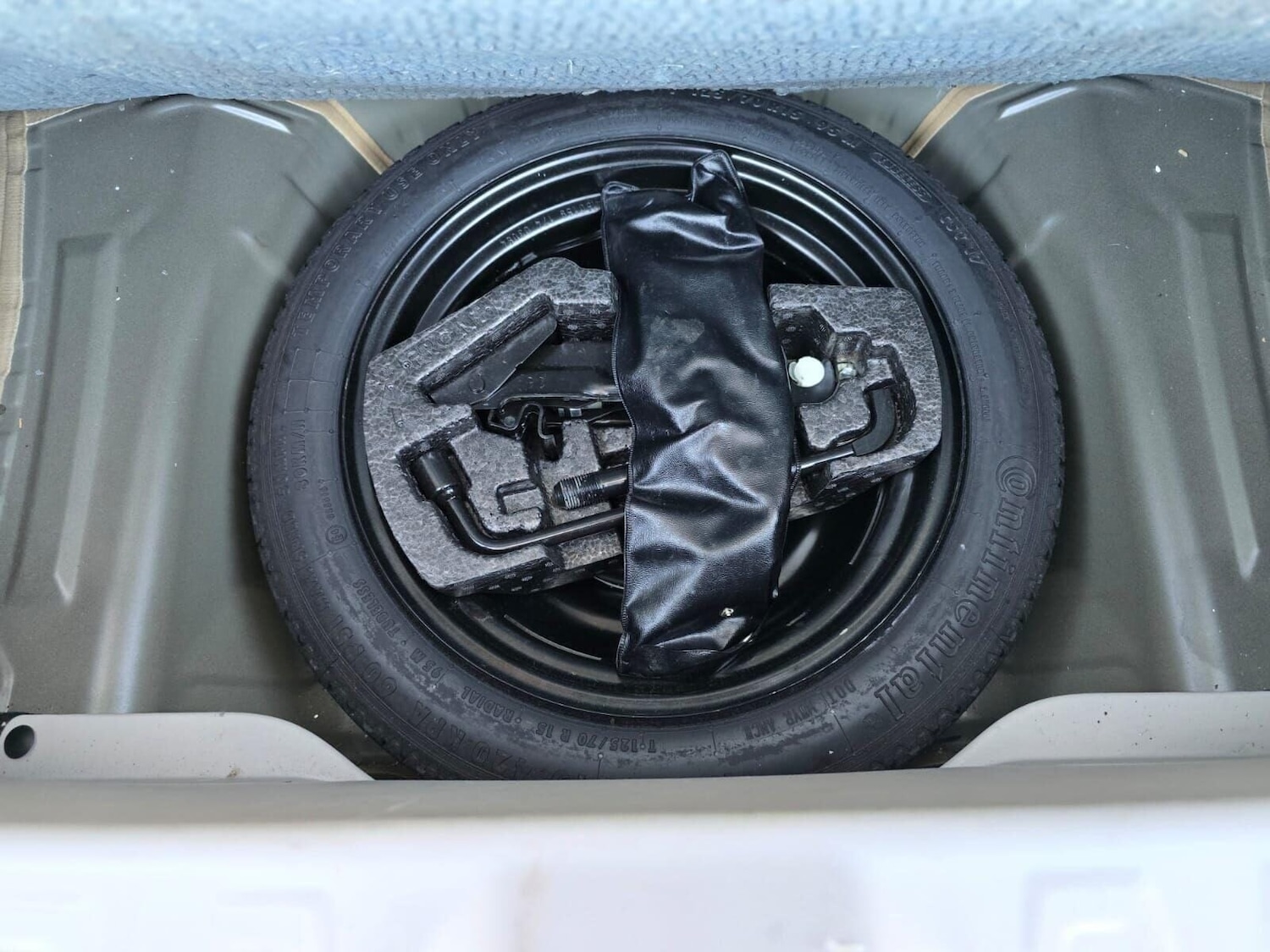 Used Toyota AYGO 2018 for sale - 76697463: Photo 32