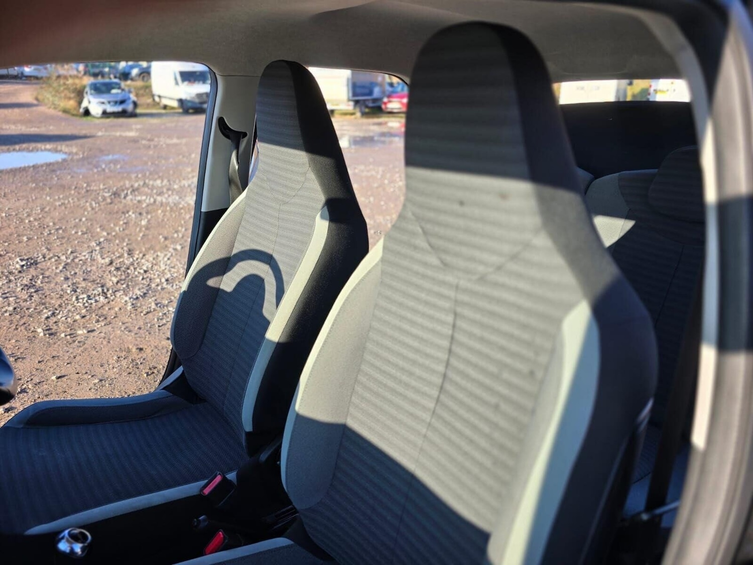 Used Toyota AYGO 2018 for sale - 76697463: Photo 40