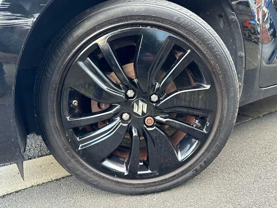 Used Suzuki Swift 2017 for sale - 76641698: Photo 9