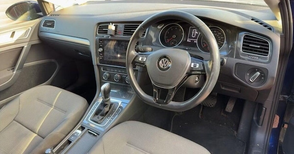 Used Volkswagen Golf 2018 for sale - 76192858: Photo 5
