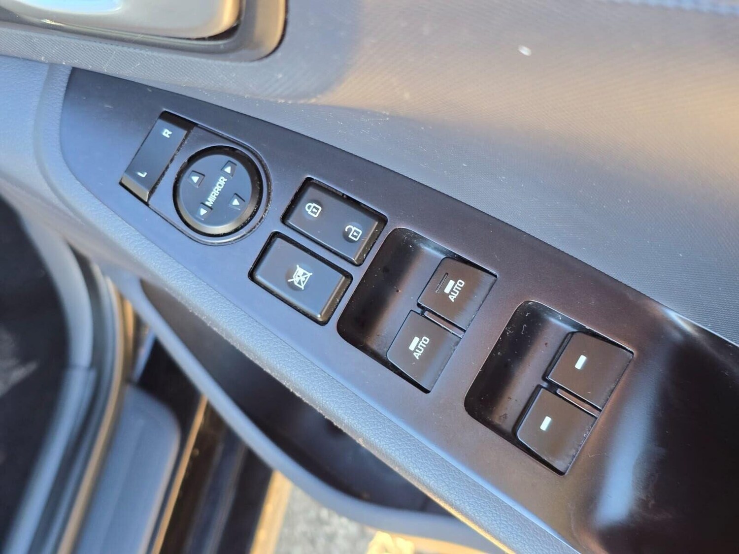 Used Hyundai IONIQ 2018 for sale - 76922778: Photo 31