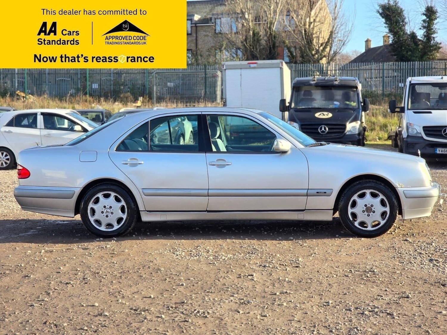 Used Mercedes-Benz E Class 2001 for sale - 77247510: Photo 14