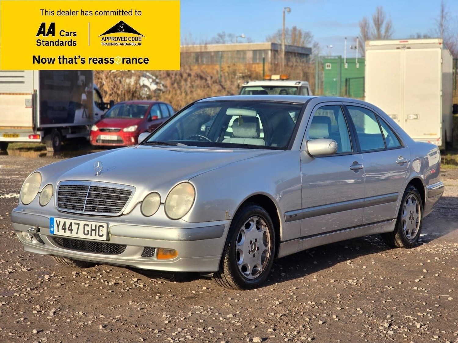 Used Mercedes-Benz E Class 2001 for sale - 77247510: Photo 3