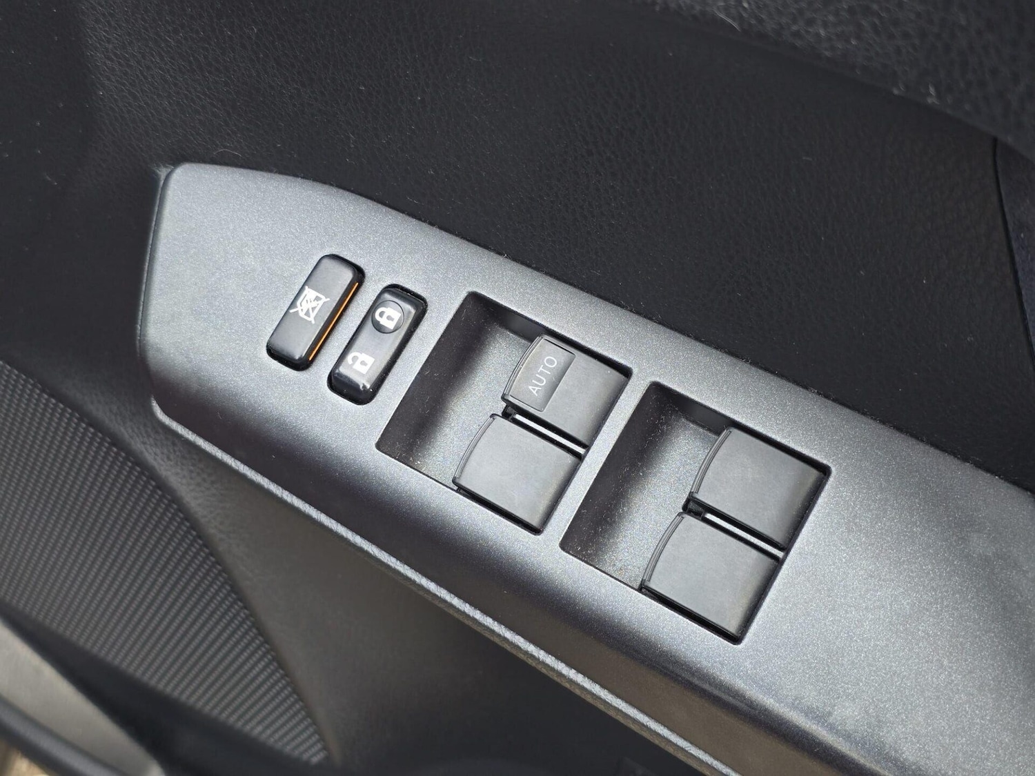 Used Toyota RAV4 2016 for sale - 77546272: Photo 26