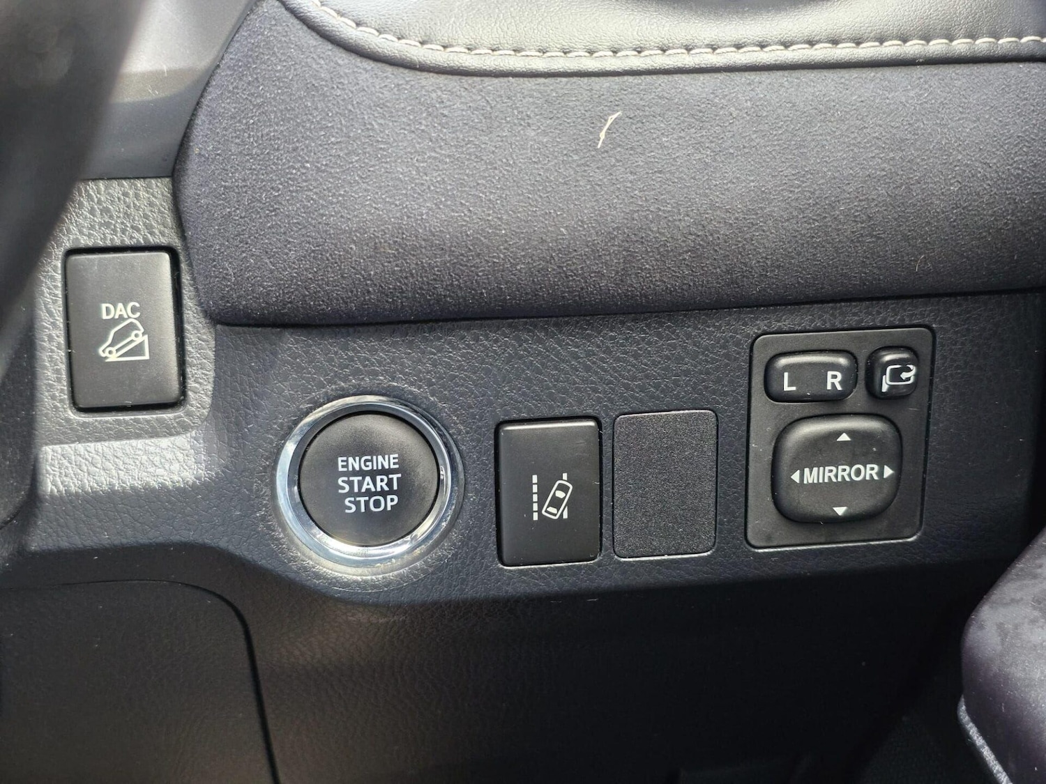 Used Toyota RAV4 2016 for sale - 77546272: Photo 28