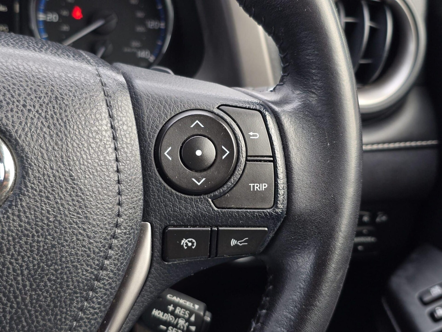 Used Toyota RAV4 2016 for sale - 77546272: Photo 30