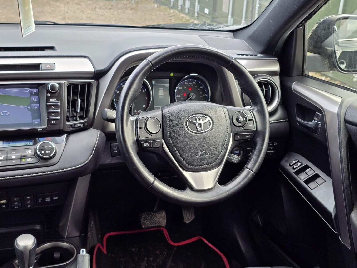 Used Toyota RAV4 2016 for sale - 77546272: Photo 39