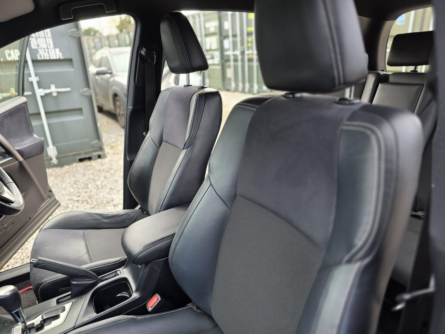 Used Toyota RAV4 2016 for sale - 77546272: Photo 42