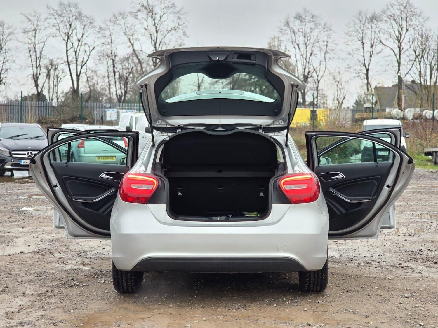 Used Mercedes-Benz A-Class 2017 for sale - 76653866: Photo 38