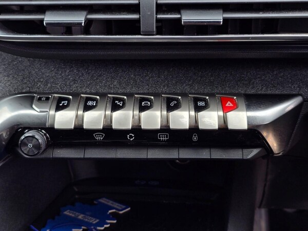 Used Peugeot 3008 2017 for sale - 75474782: Photo 29