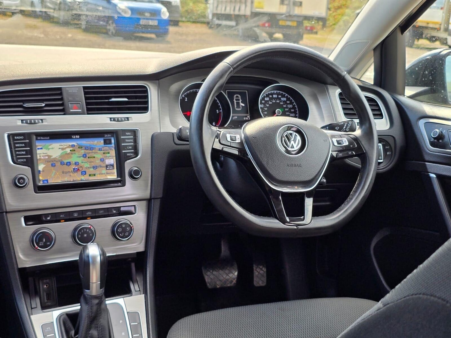 Used Volkswagen Golf 2016 for sale - 75685836: Photo 38