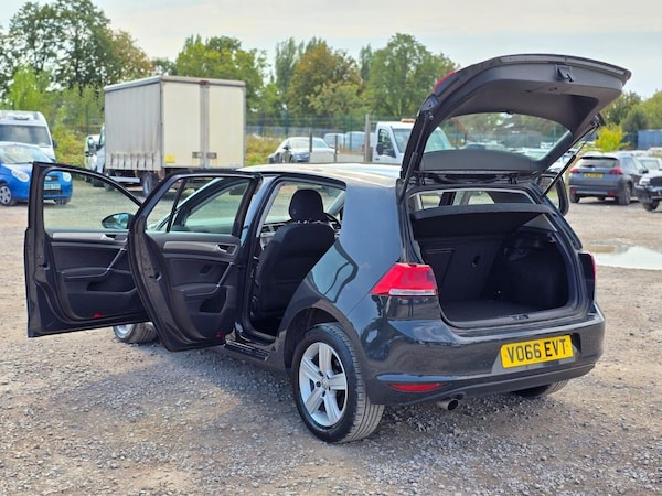 Used Volkswagen Golf 2016 for sale - 75685836: Photo 9