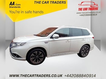 Used Mitsubishi Outlander 2017 for sale - 76280682: Photo 2