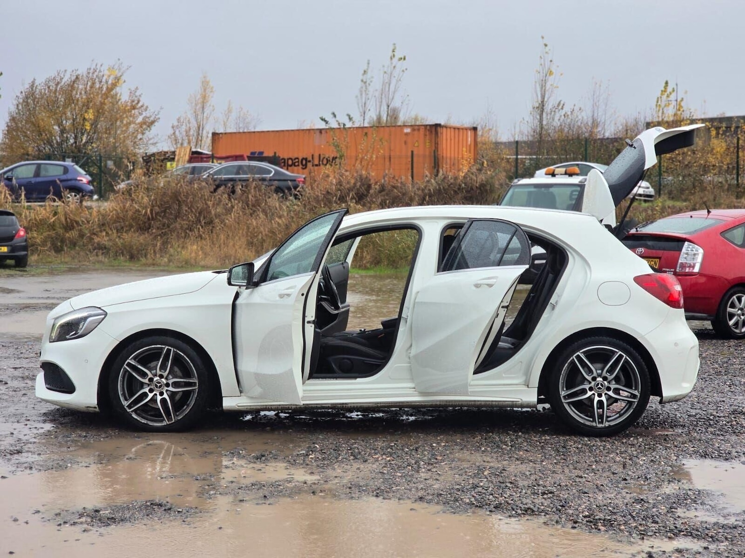 Used Mercedes-Benz A-Class 2017 for sale - 78111881: Photo 11
