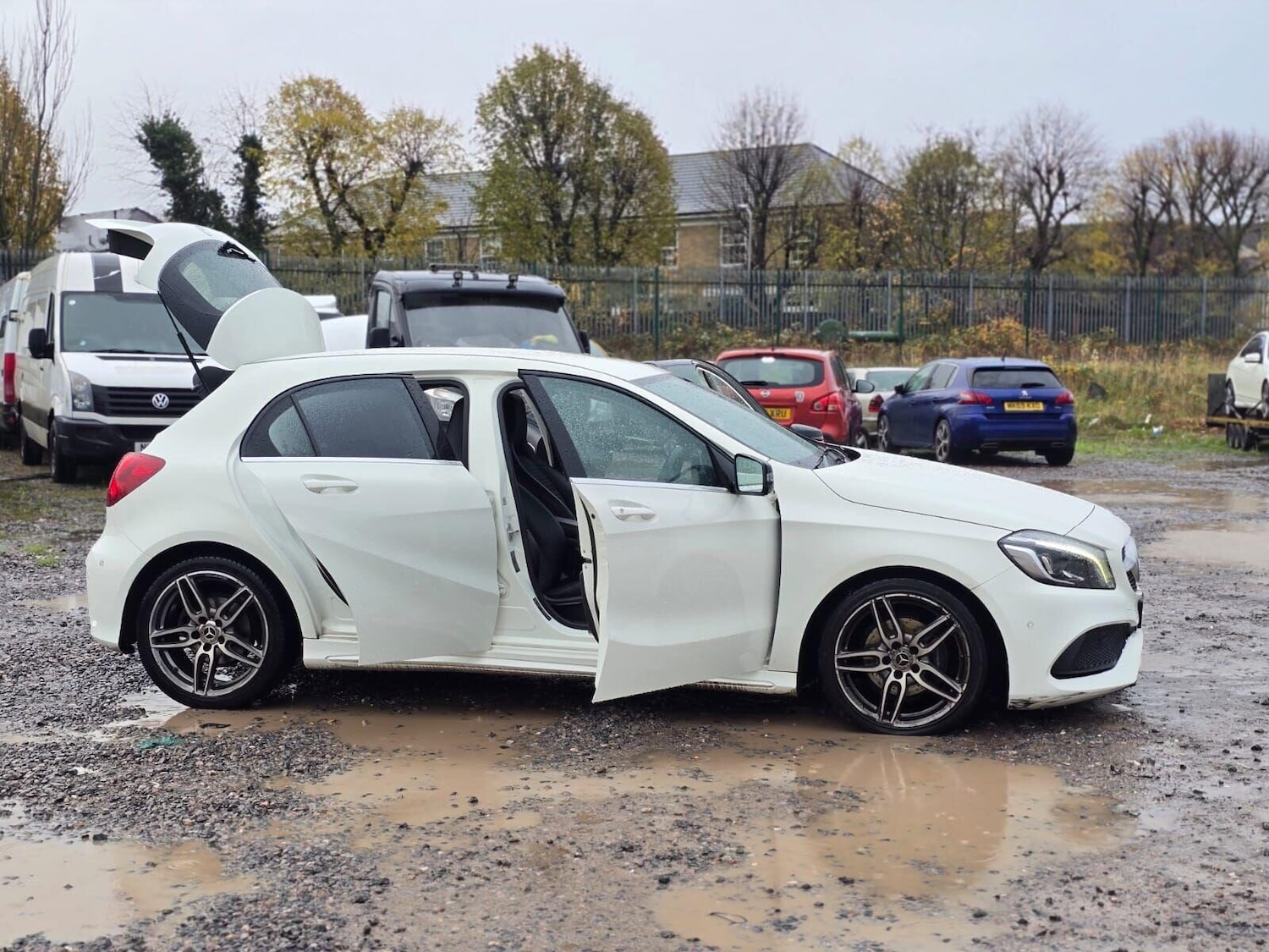 Used Mercedes-Benz A-Class 2017 for sale - 78111881: Photo 14