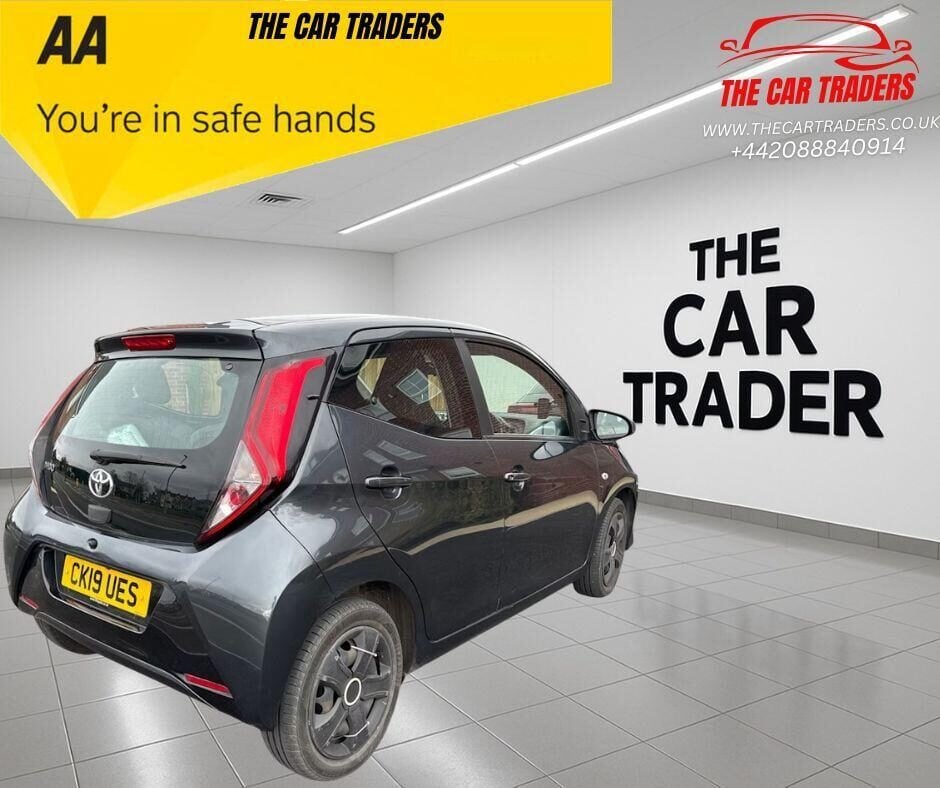 Used Toyota AYGO 2019 for sale - 76631176: Photo 3