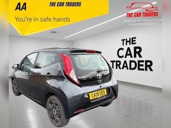 Used Toyota AYGO 2019 for sale - 76631176: Photo