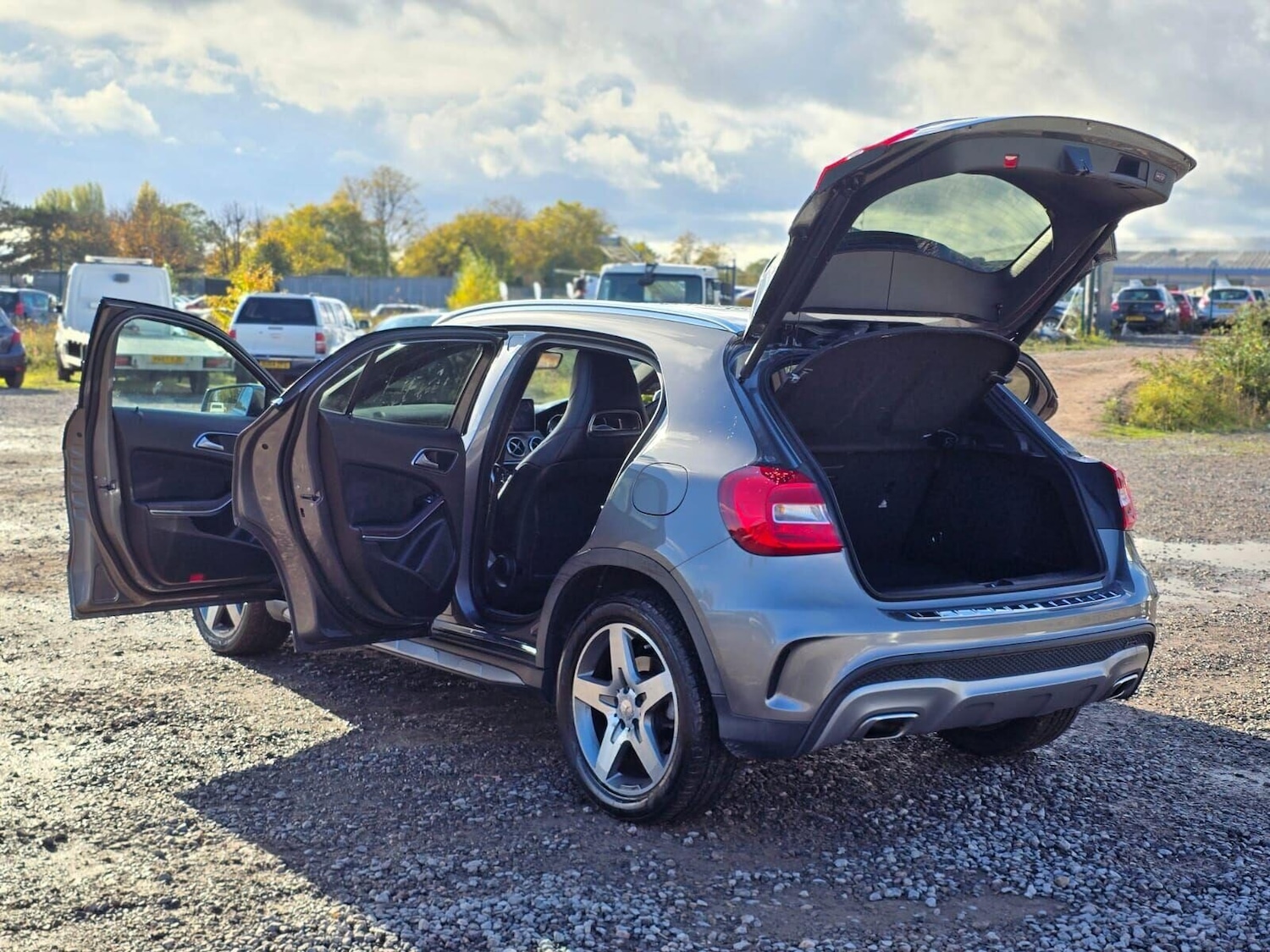 Used Mercedes-Benz GLA 2015 for sale - 76374259: Photo 8