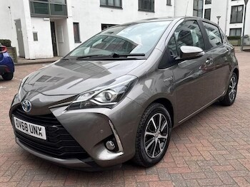 Used Toyota Yaris 2019 for sale - 75705065: Photo