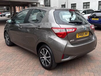 Used Toyota Yaris 2019 for sale - 75705065: Photo