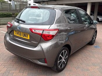 Used Toyota Yaris 2019 for sale - 75705065: Photo