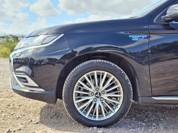 Used Mitsubishi Outlander 2018 for sale - 75583157: Photo 31