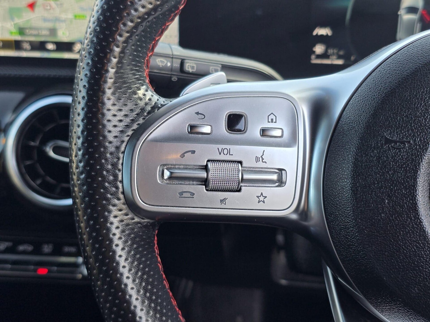 Used Mercedes-Benz A-Class 2018 for sale - 77477153: Photo 25