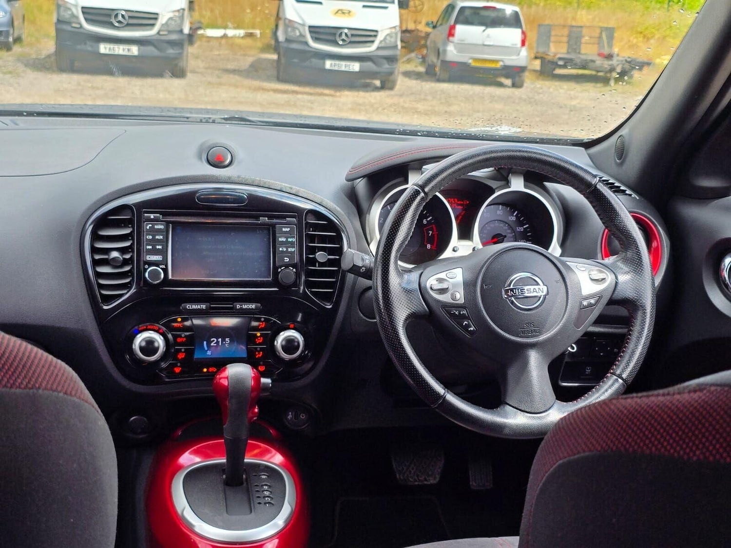 Used Nissan Juke 2014 for sale - 76381997: Photo 17