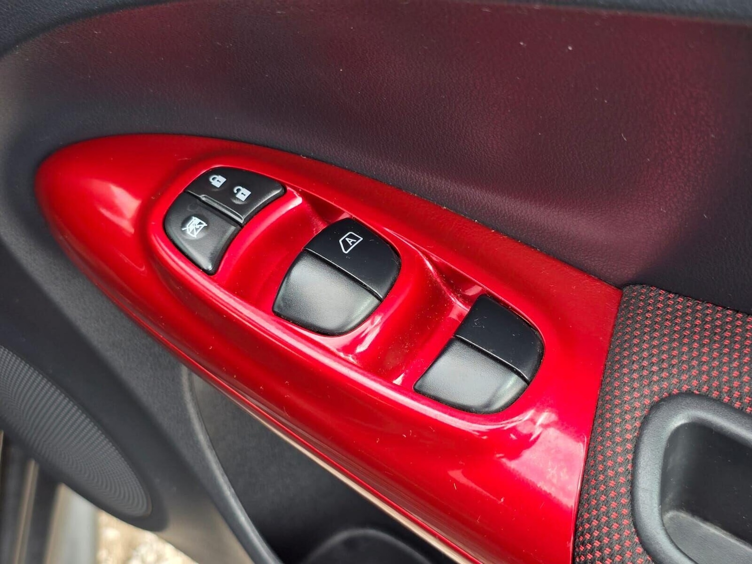 Used Nissan Juke 2014 for sale - 76381997: Photo 23