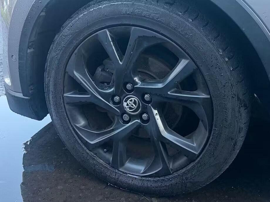 Used Toyota C-HR 2018 for sale - 78168410: Photo 10