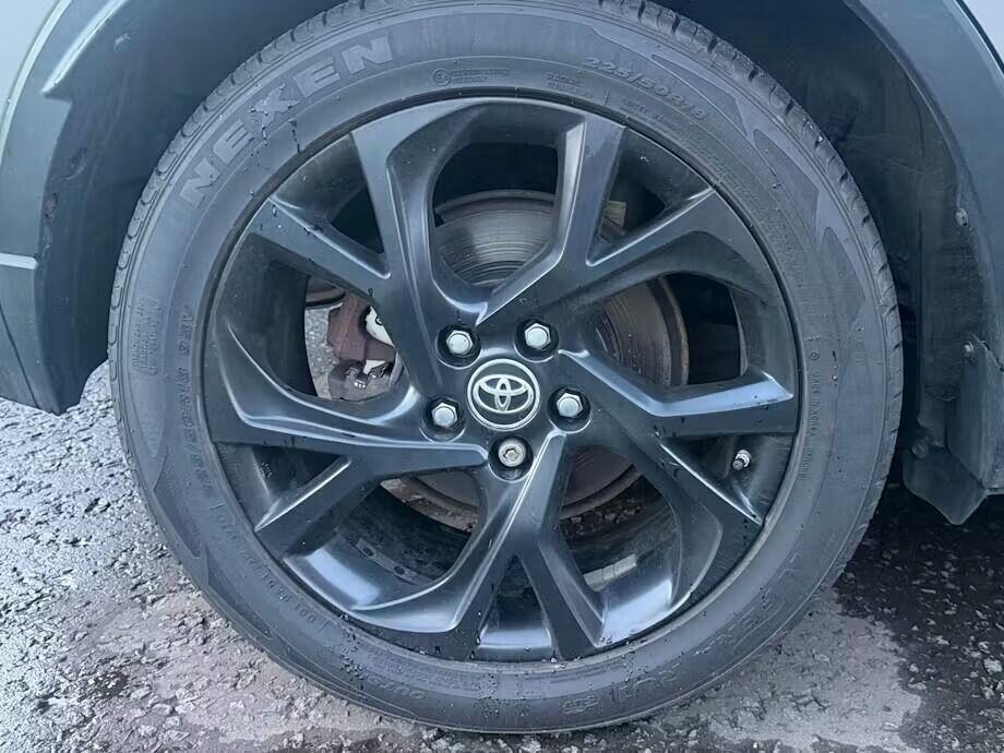 Used Toyota C-HR 2018 for sale - 78168410: Photo 9