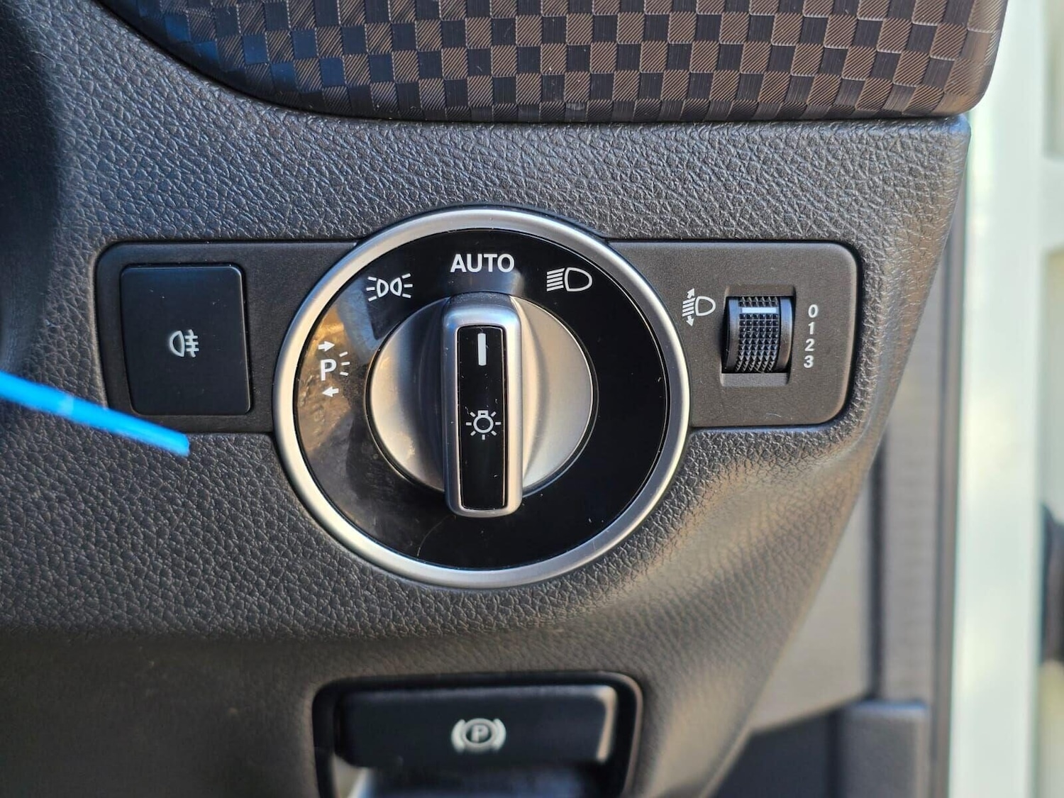 Used Mercedes-Benz A-Class 2016 for sale - 78111880: Photo 31