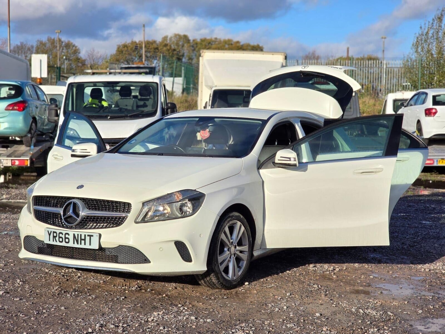 Used Mercedes-Benz A-Class 2016 for sale - 78111880: Photo 9