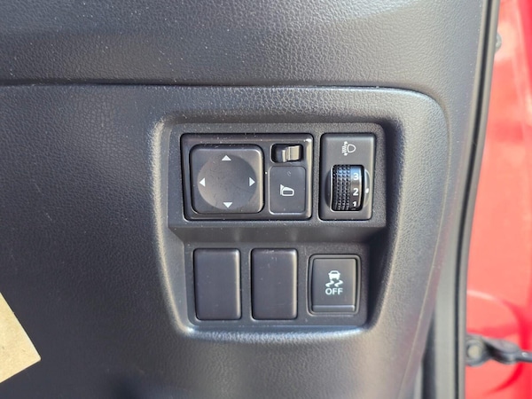 Used Nissan Juke 2012 for sale - 75683774: Photo 27