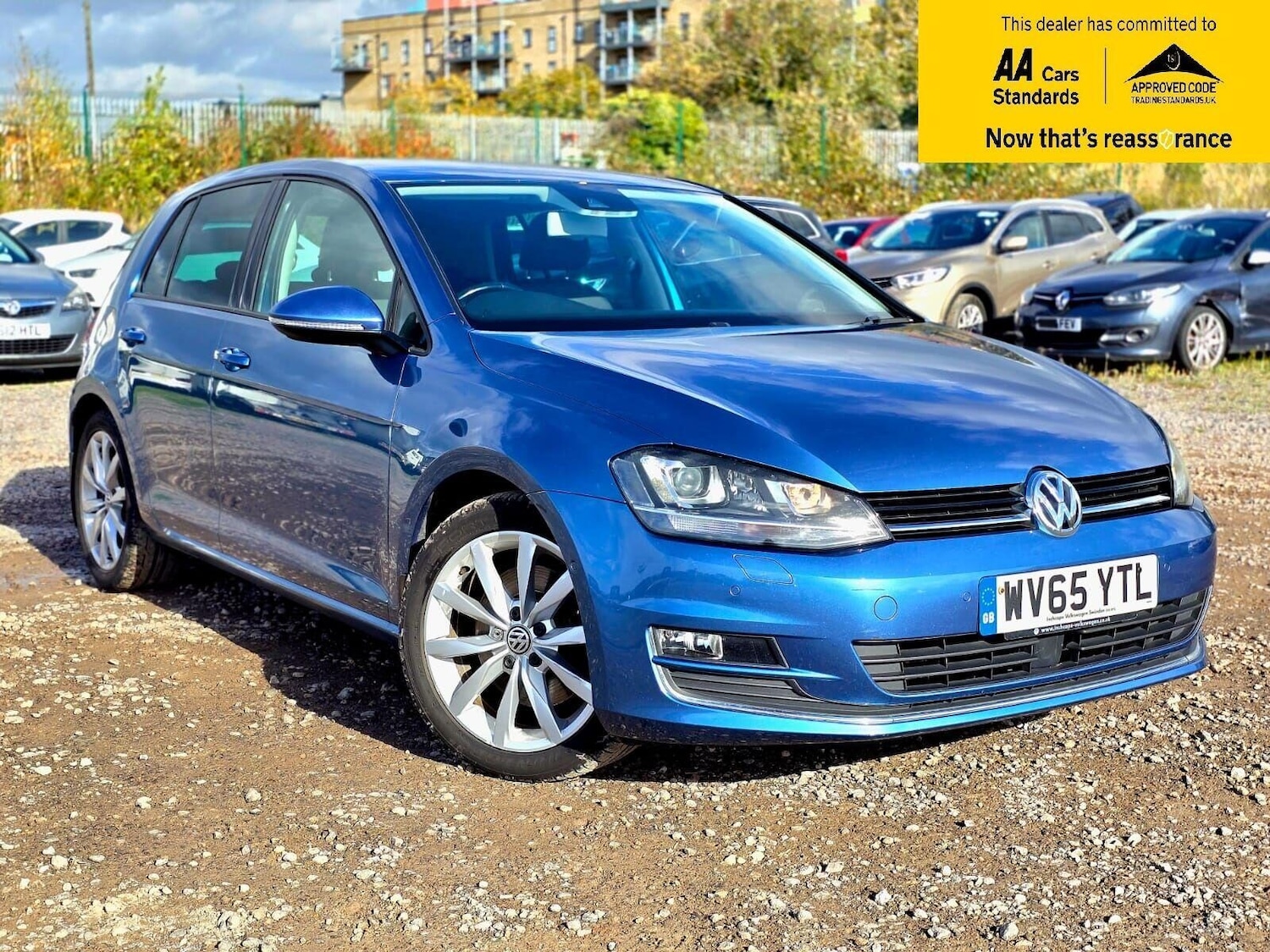 Used Volkswagen Golf 2015 for sale - 76211422: Photo 1