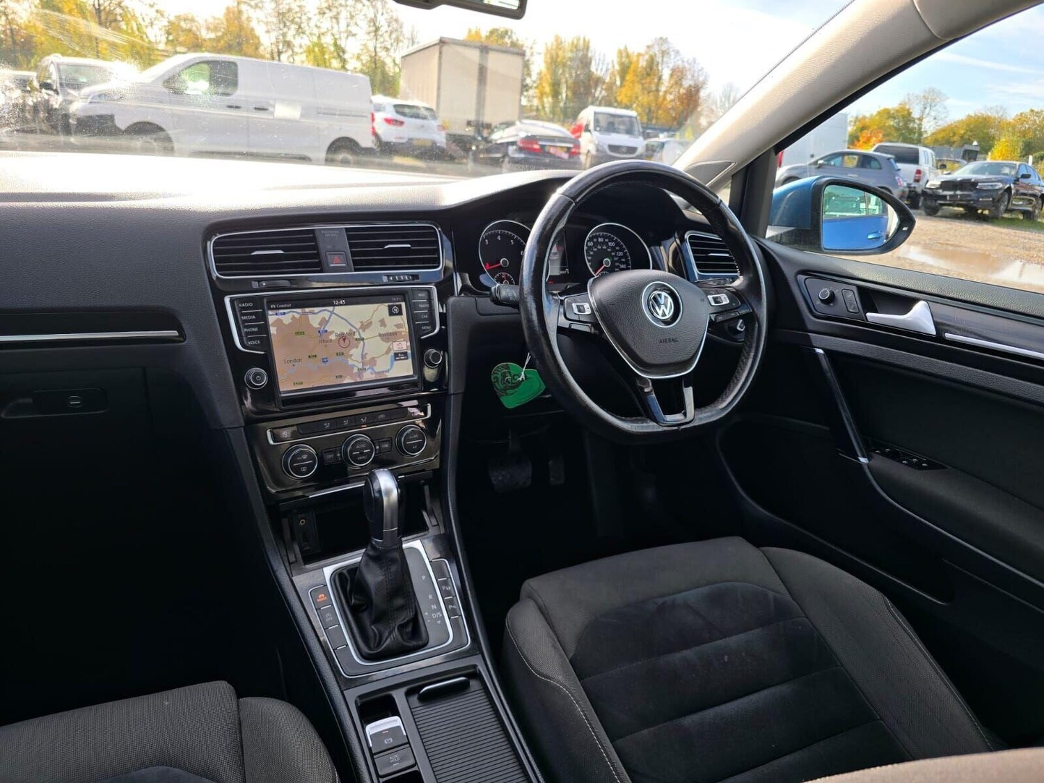 Used Volkswagen Golf 2015 for sale - 76211422: Photo 23