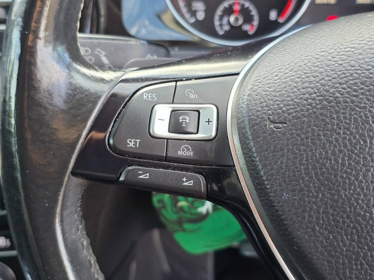 Used Volkswagen Golf 2015 for sale - 76211422: Photo 28