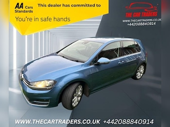 Used Volkswagen Golf 2015 for sale - 76211422: Photo 2