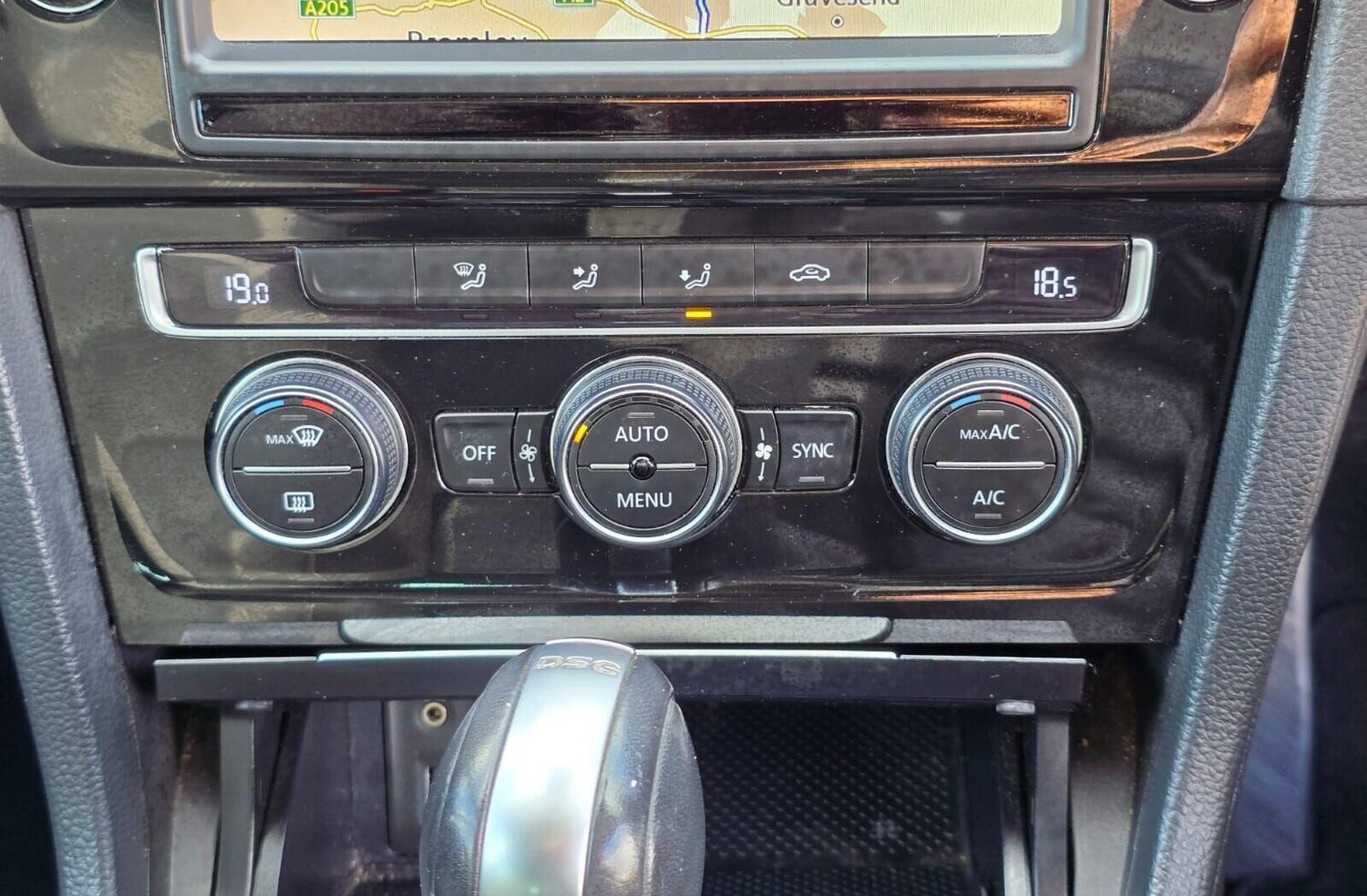 Used Volkswagen Golf 2015 for sale - 76211422: Photo 30